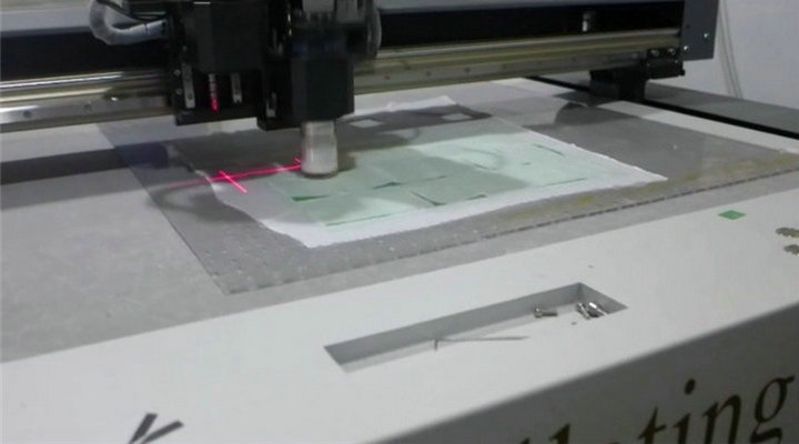 Silicone Mat Cutting